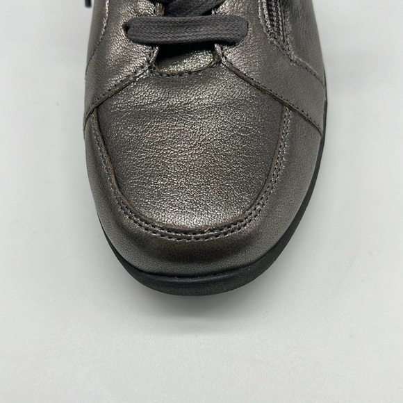 Vionic - Abigail Lace And Zip Up Pewter Metallic Lightweight Leather Sneaker SZ8 - Picture 12 of 16